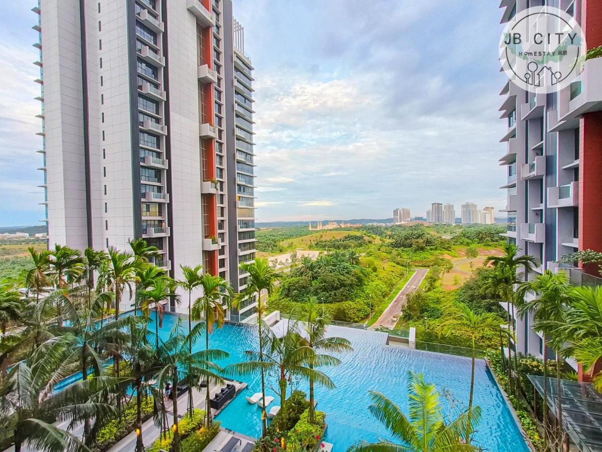 Grand Medini By Rr Jbcity ヌサジャヤ エクステリア 写真