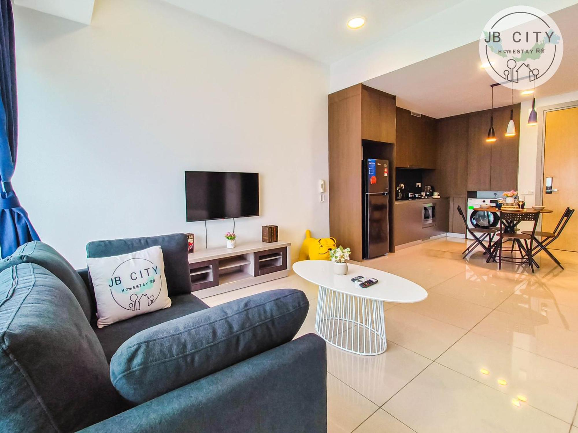 Grand Medini By Rr Jbcity ヌサジャヤ エクステリア 写真