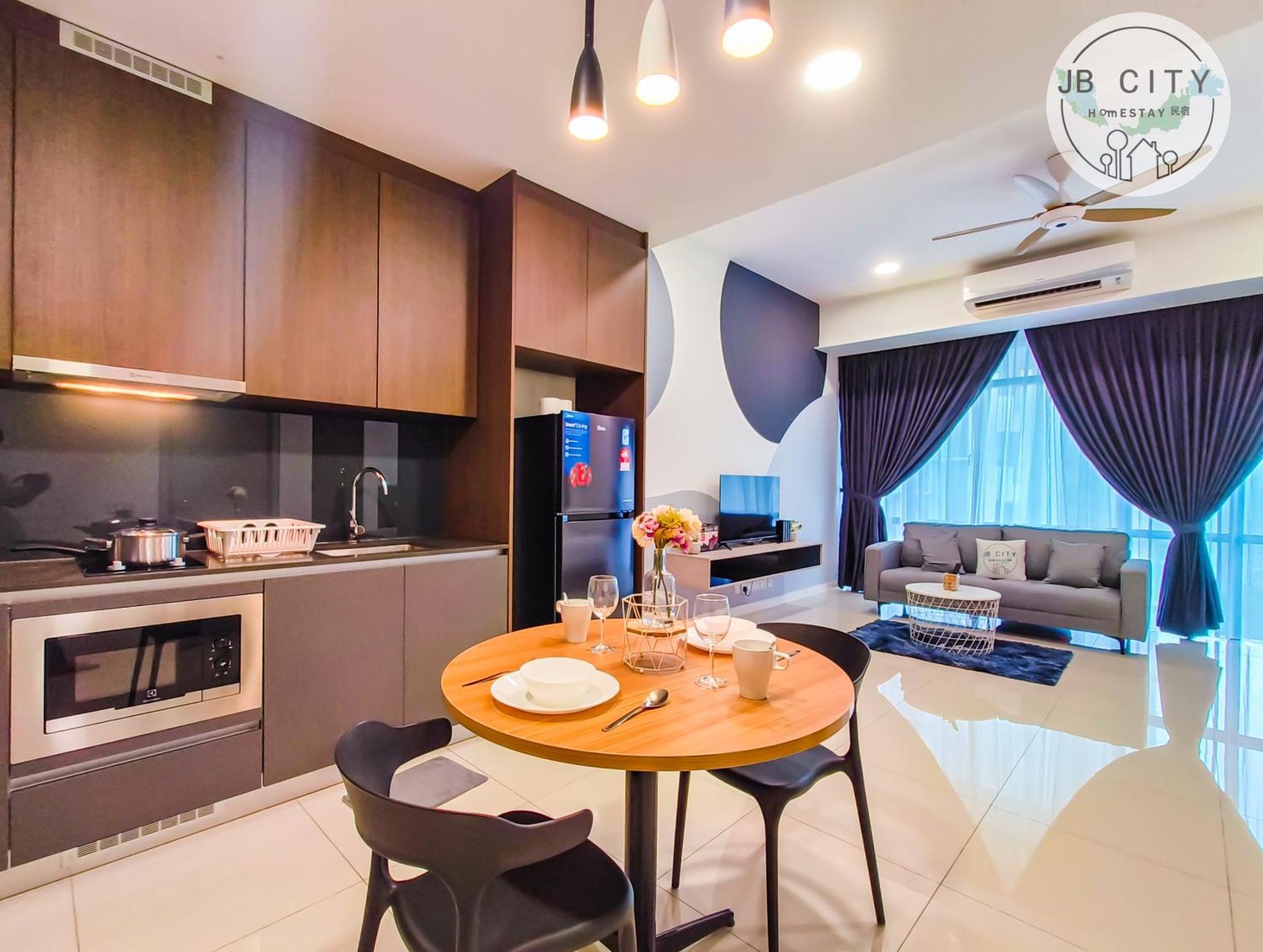 Grand Medini By Rr Jbcity ヌサジャヤ エクステリア 写真