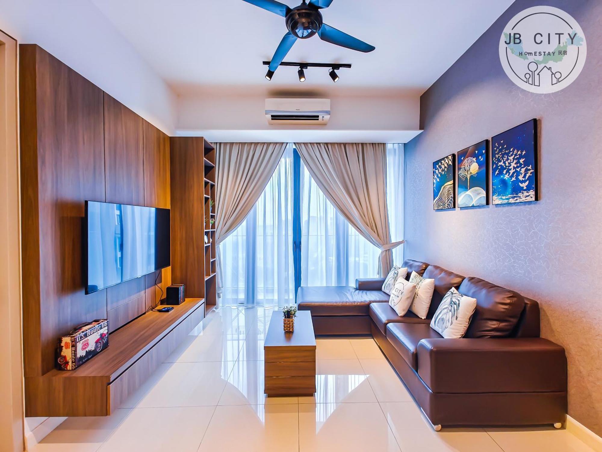 Grand Medini By Rr Jbcity ヌサジャヤ エクステリア 写真